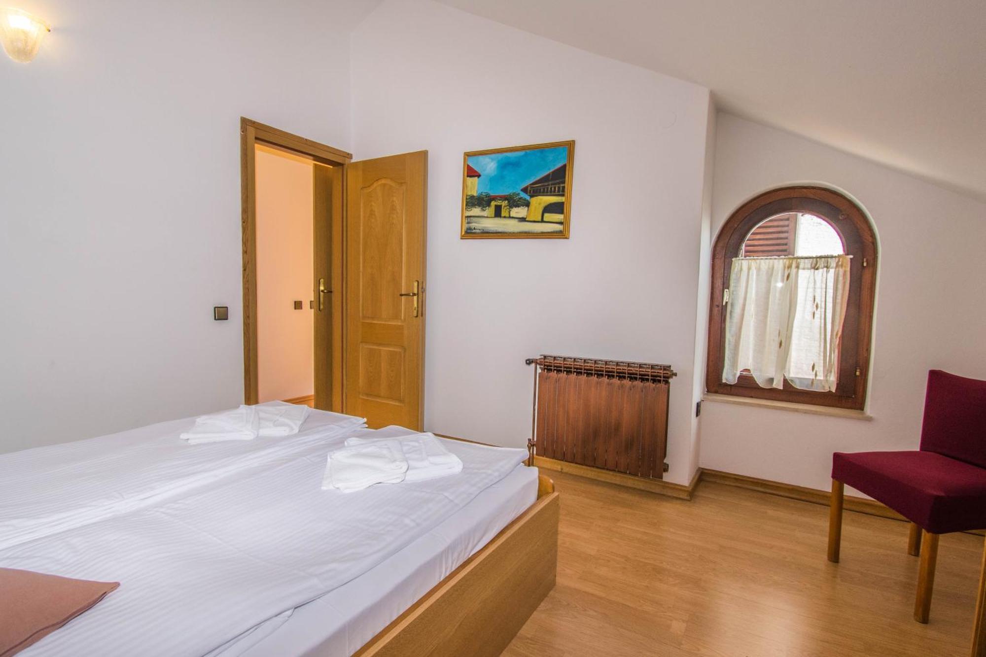 Apartments Punta & Vista In Krk Krk Town Exterior photo