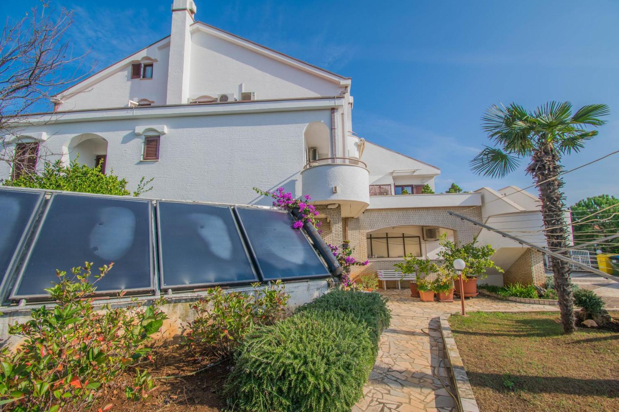 Apartments Punta & Vista In Krk Krk Town Exterior photo